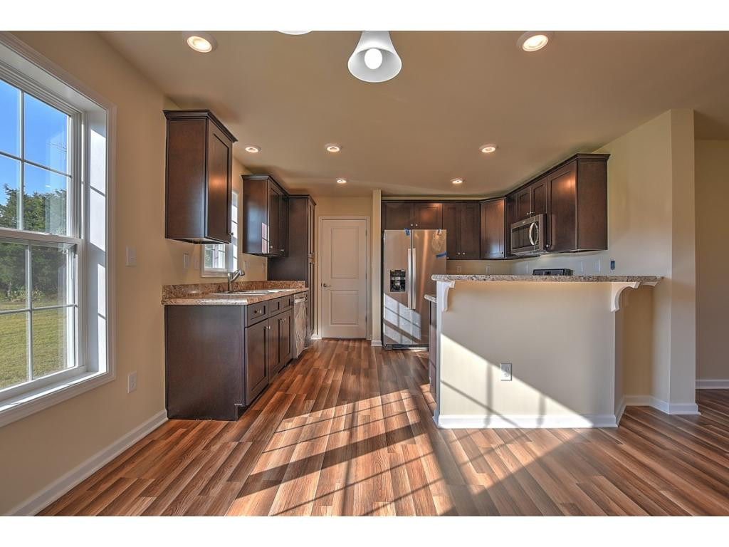 750 Lovelace Road Fall Branch, TN 37656 - Photo 12 of 36 Photo 12