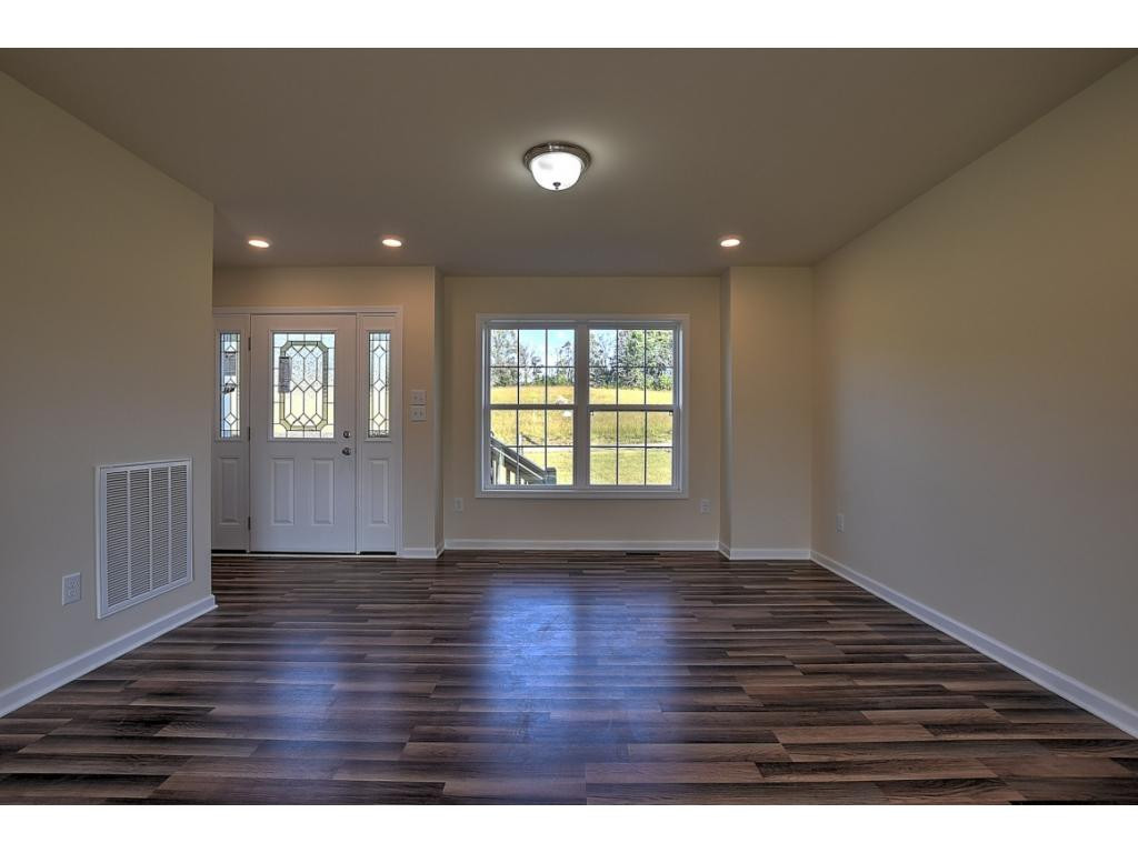 750 Lovelace Road Fall Branch, TN 37656 - Photo 9 of 36 Photo 9