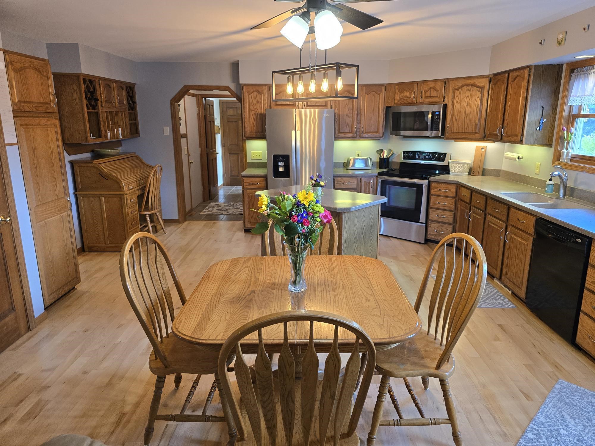 6722 Token Way DeForest, WI 53532 - Photo 15 of 90