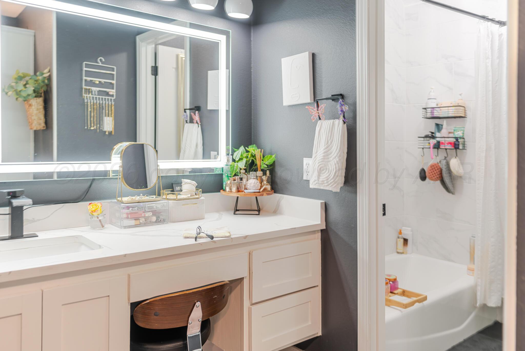 9601 Union Road Amarillo, TX 79119 - Photo 13 of 13 1 of the 2 updated bathrooms upstairs