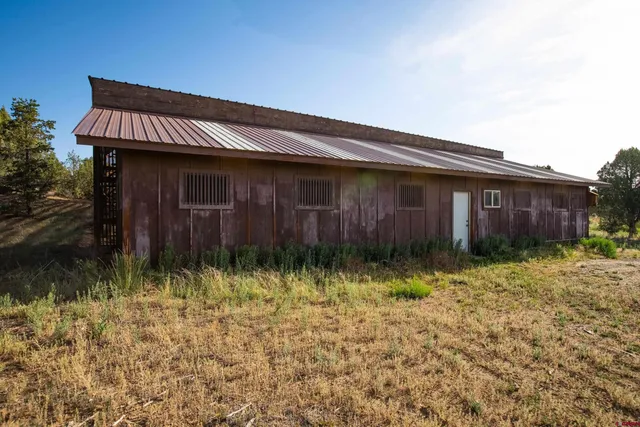 $1,800,000 | 777 County Road 977, Ignacio, CO 81137