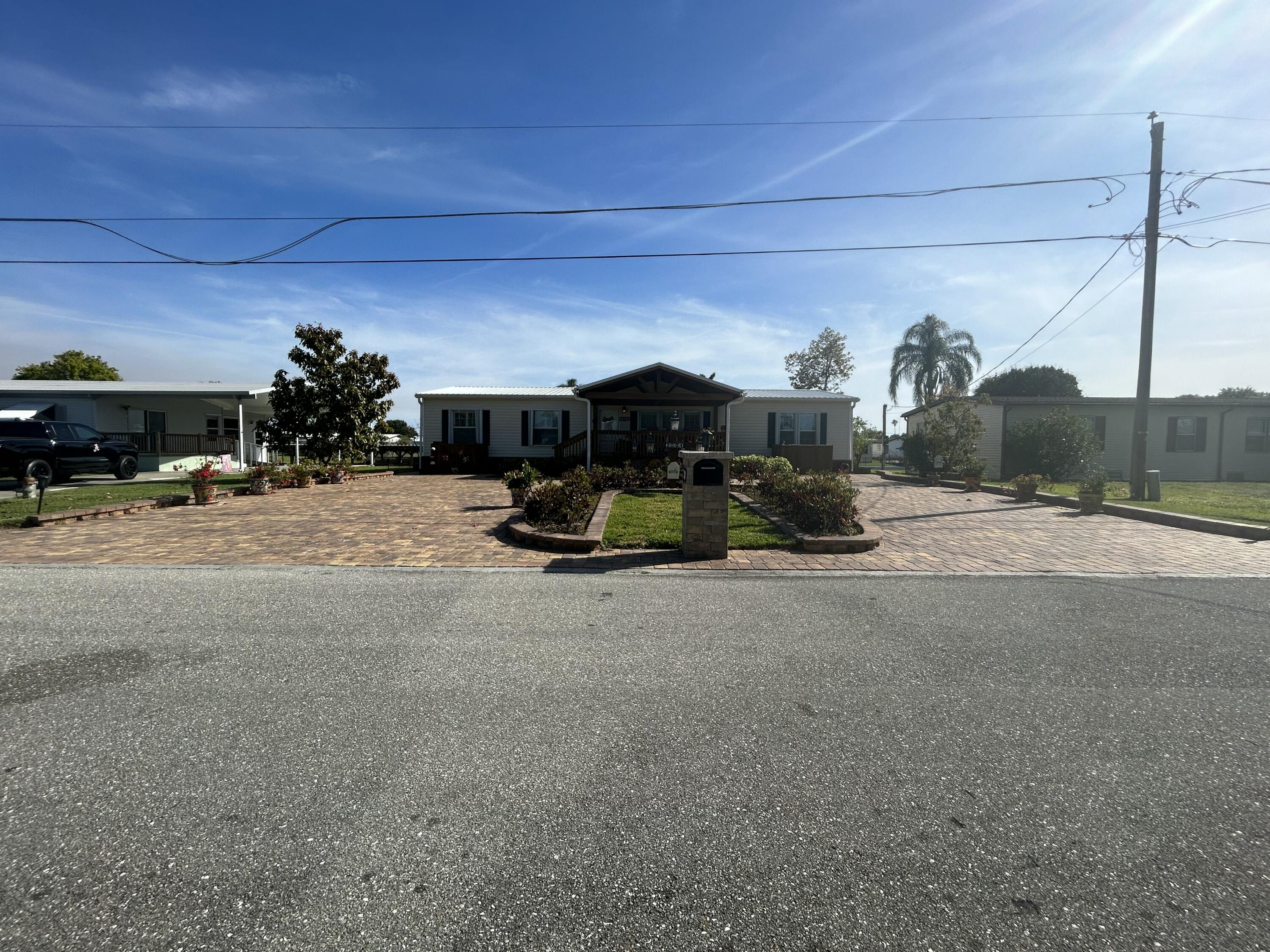 2004 Southeast 30th Street Okeechobee, FL 34974 - Photo 18 of 21 Street view