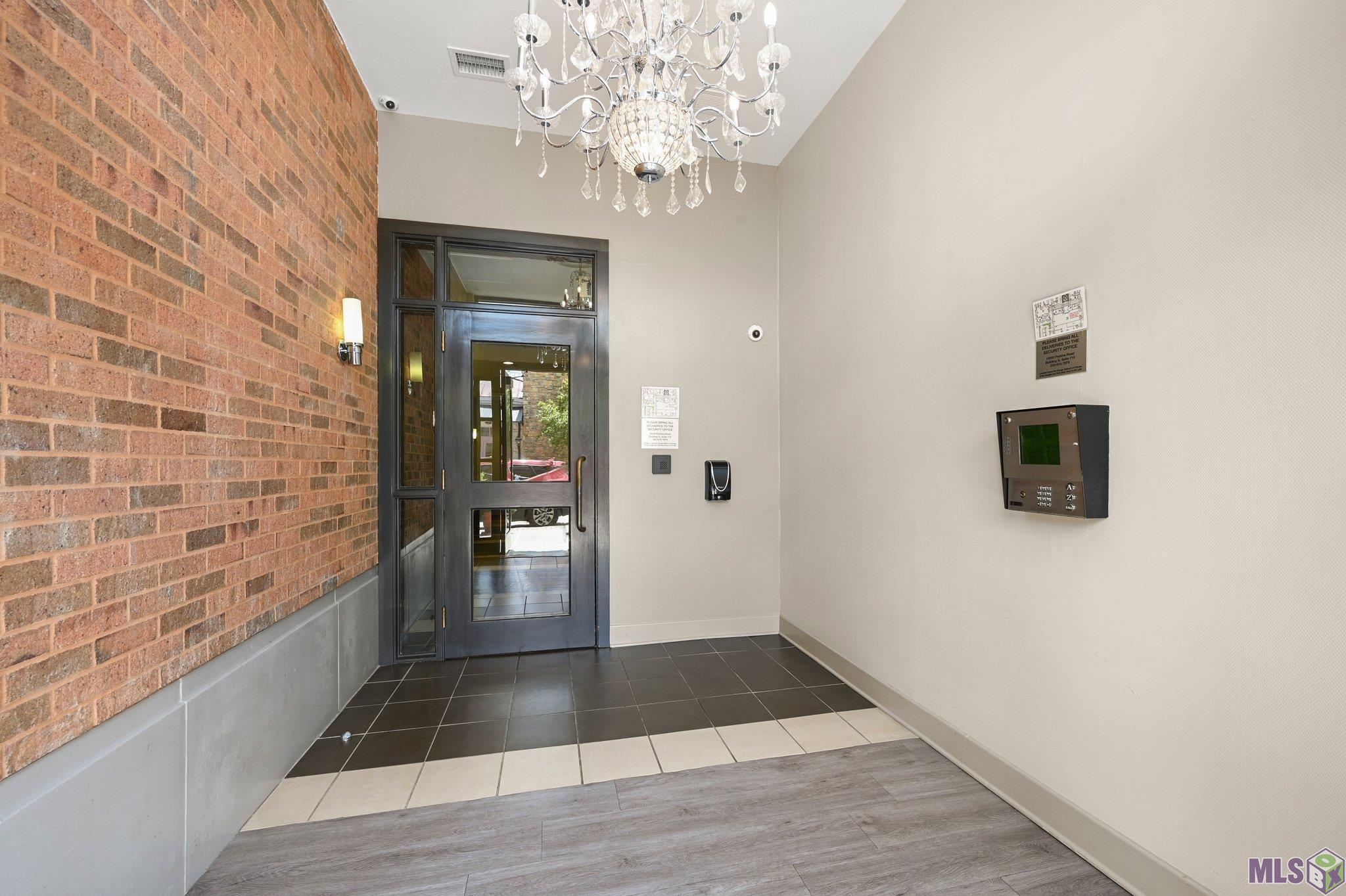7707 Bluebonnet Boulevard, Unit 307 Baton Rouge, LA 70810 - Photo 2 of 26