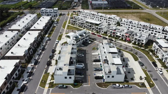 $3,000 | 14569 Southwest 261st Terrace, Unit 14569, Homestead, FL 33032