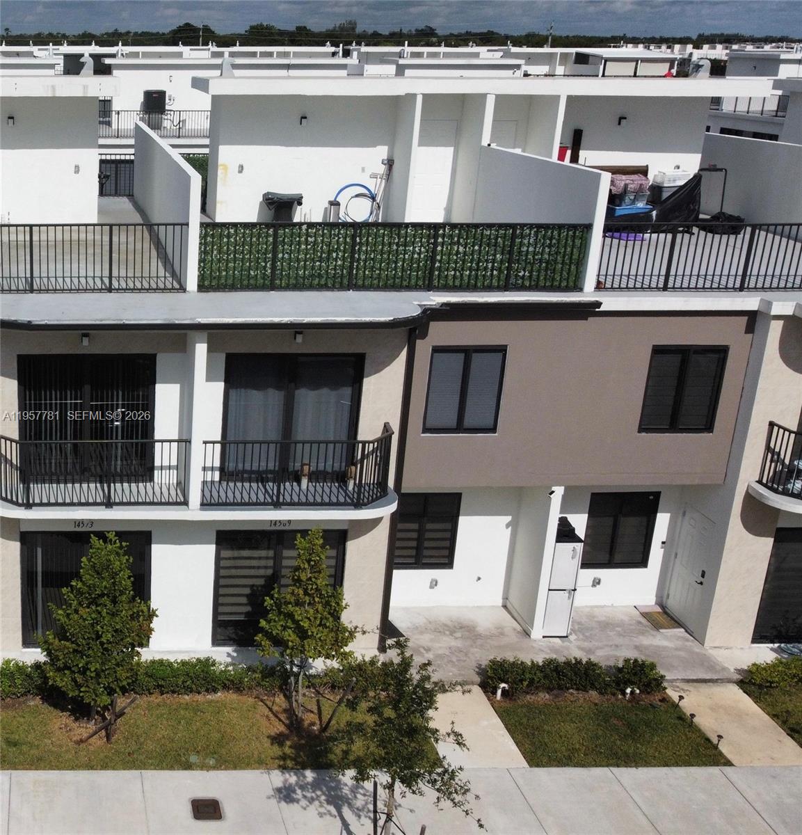 14569 Southwest 261st Terrace, Unit 14569 Homestead, FL 33032 - Photo 2 of 15