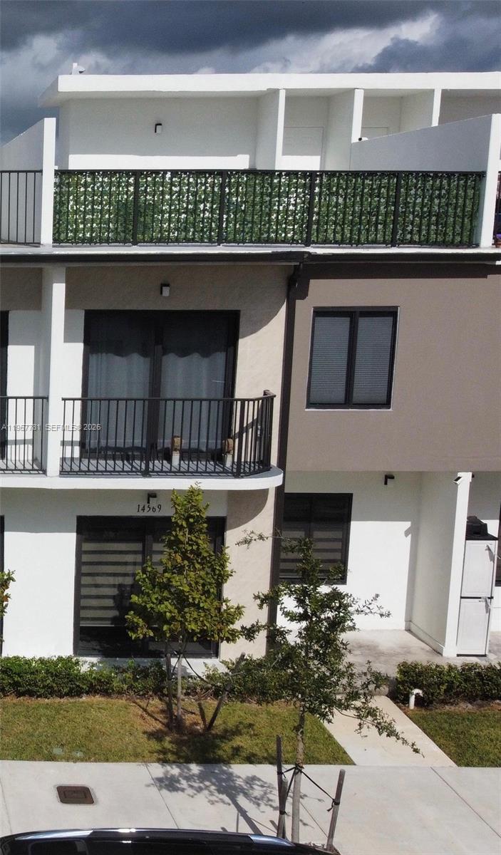 14569 Southwest 261st Terrace, Unit 14569 Homestead, FL 33032 - Photo 5 of 15