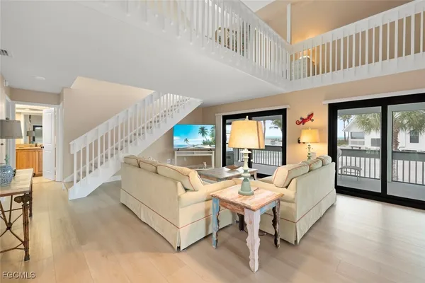 $2,995,000 | 6 Beach Homes, Captiva, FL 33924