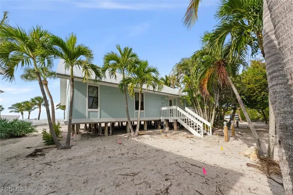 $2,995,000 | 6 Beach Homes, Captiva, FL 33924