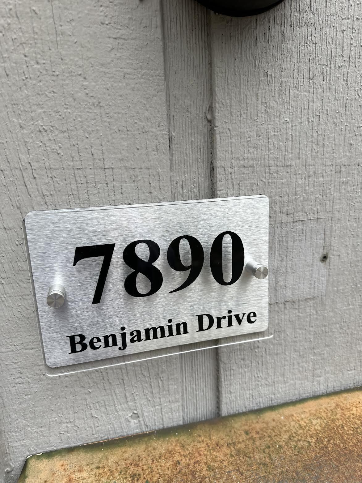 7890 Benjamin Drive Indianapolis, IN 46226 - Photo 2 of 18