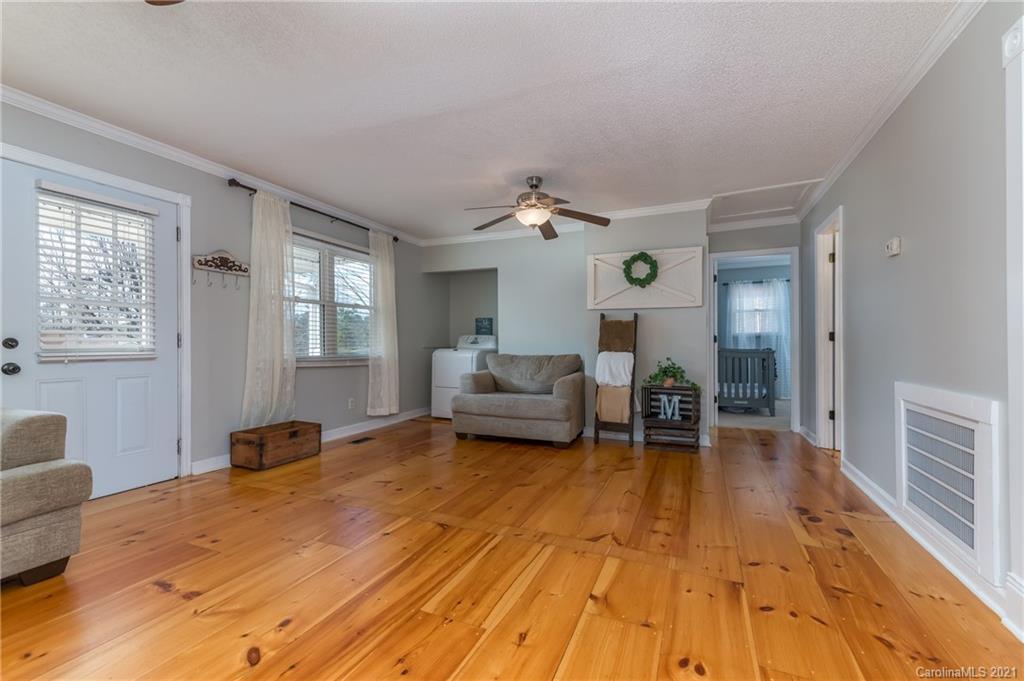 1115 Solen Williams Road Tryon, NC 28782 - Photo 8 of 26 Gallery Image 8