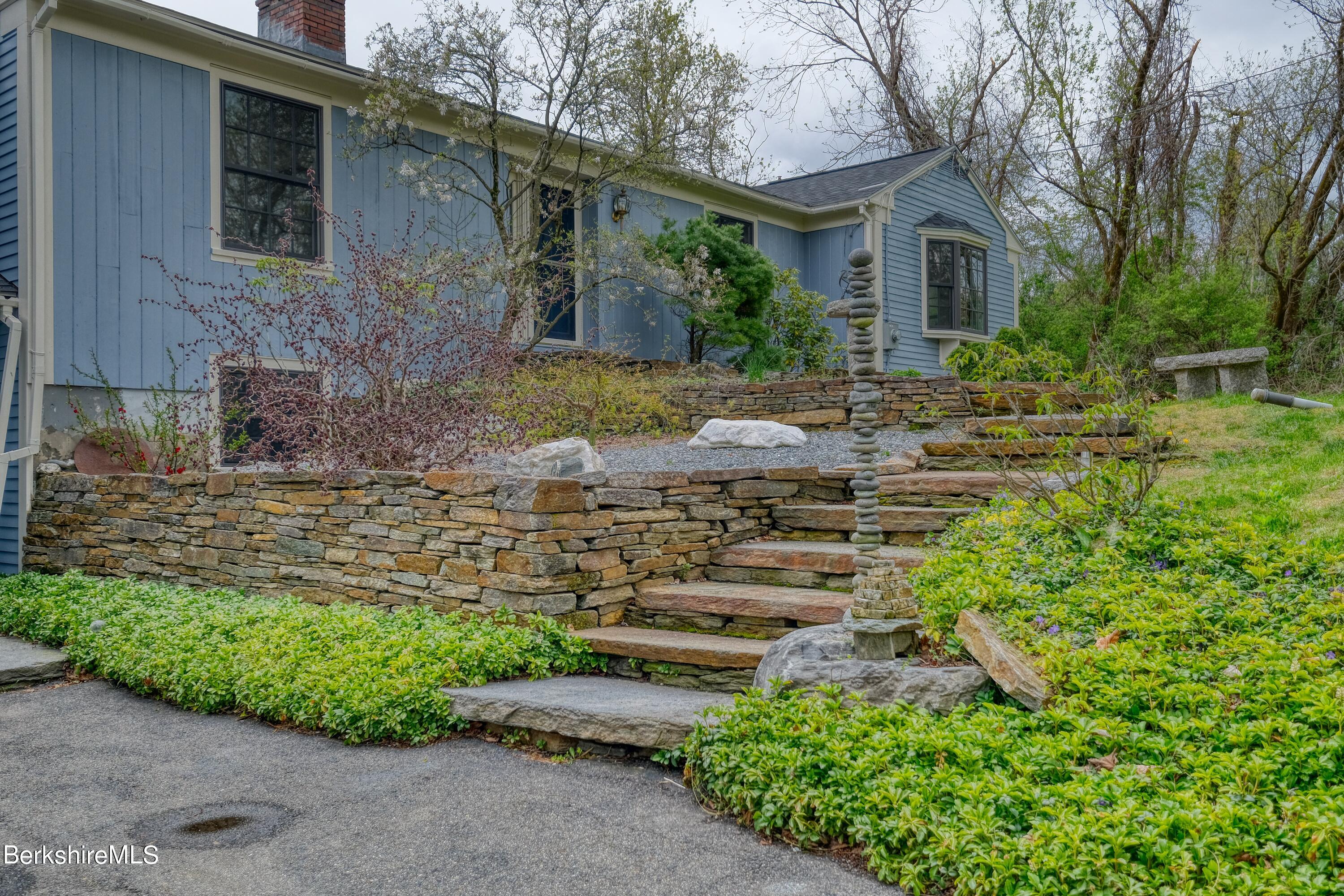 128 Stratton Road Williamstown, MA 01267 - Photo 1 of 62 Exterior Front