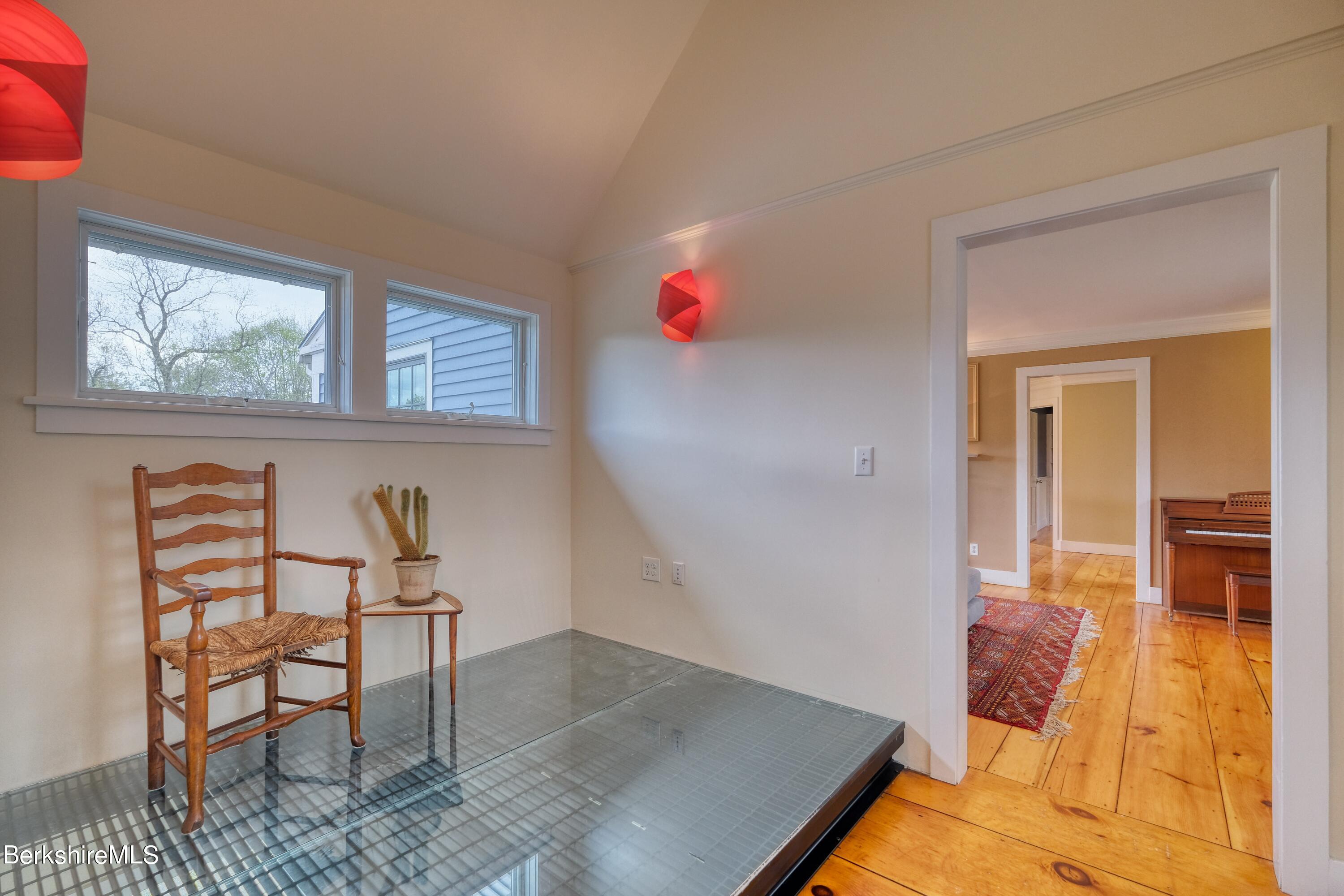 128 Stratton Road Williamstown, MA 01267 - Photo 23 of 62 Glass Floor Flex Space