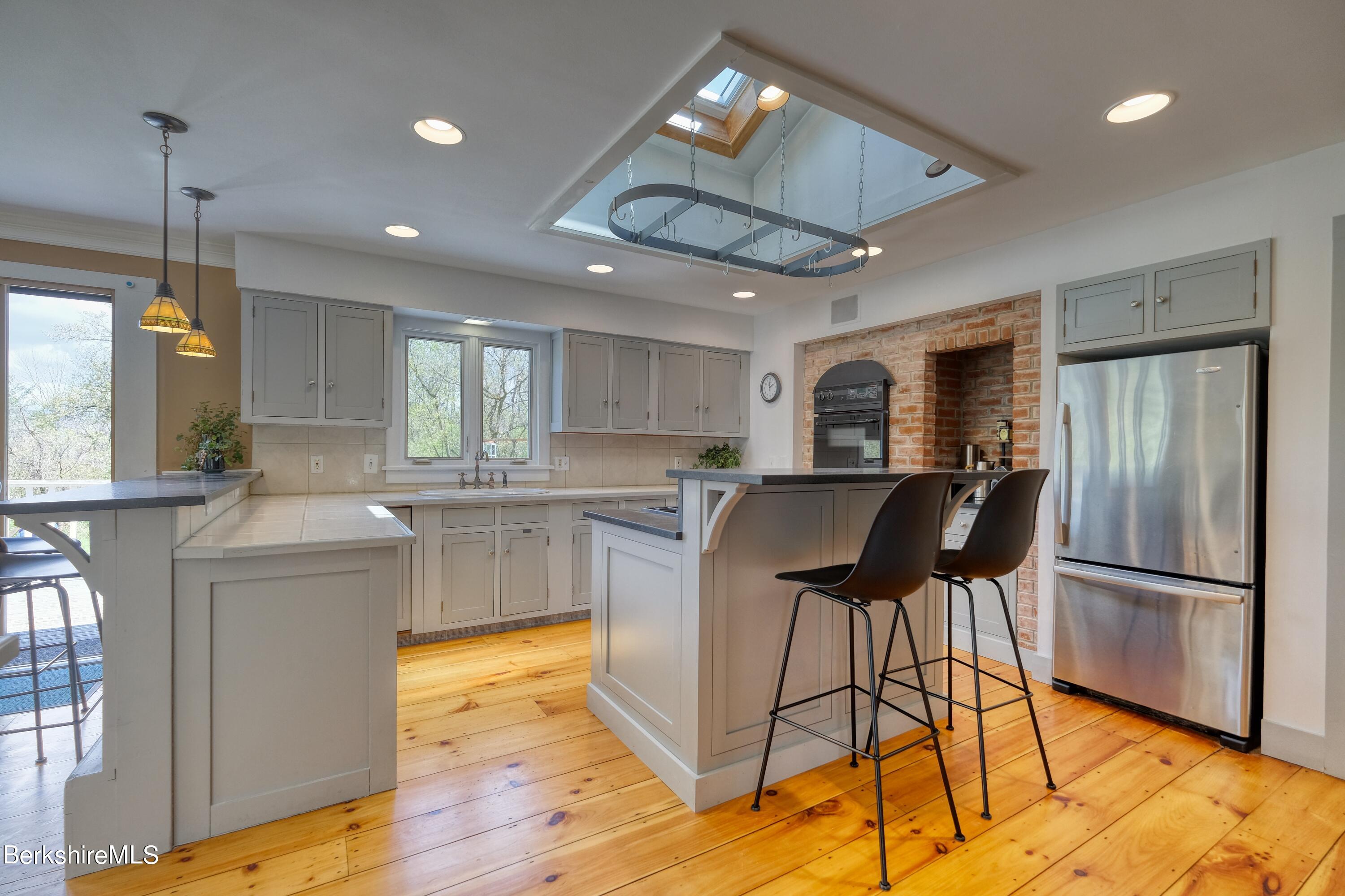 128 Stratton Road Williamstown, MA 01267 - Photo 5 of 62 Kitchen