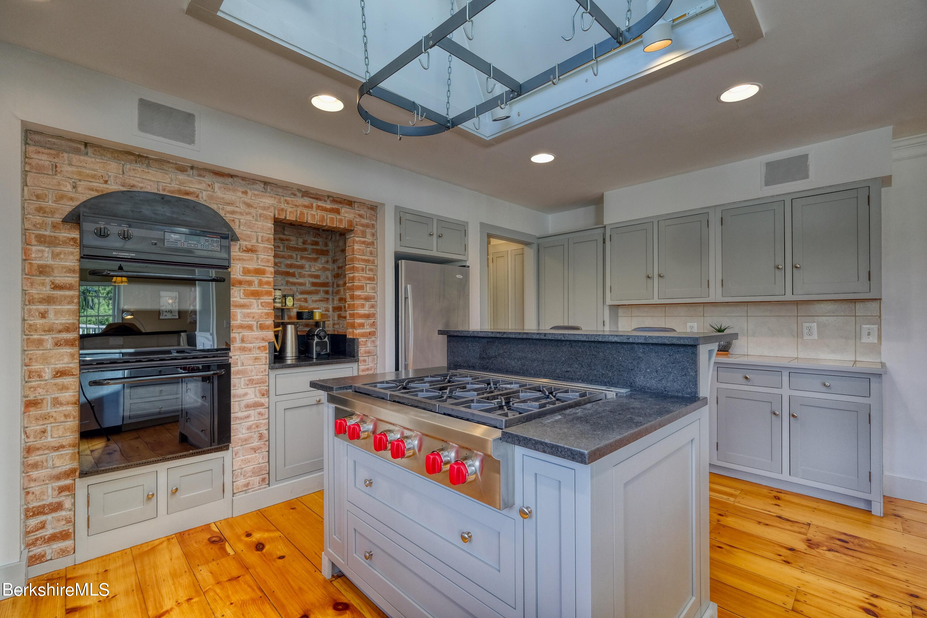 128 Stratton Road Williamstown, MA 01267 - Photo 7 of 62 Kitchen