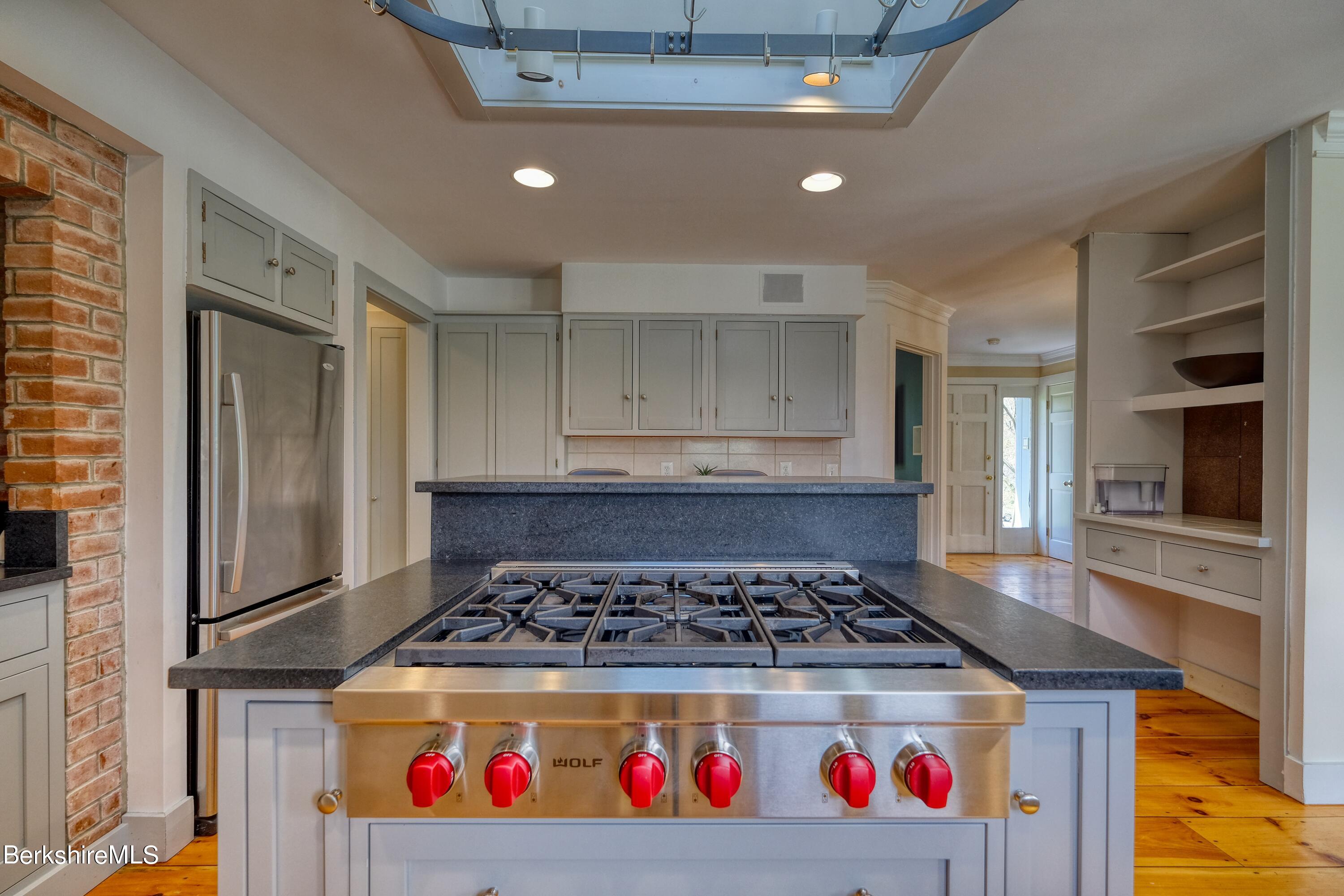 128 Stratton Road Williamstown, MA 01267 - Photo 8 of 62 Kitchen
