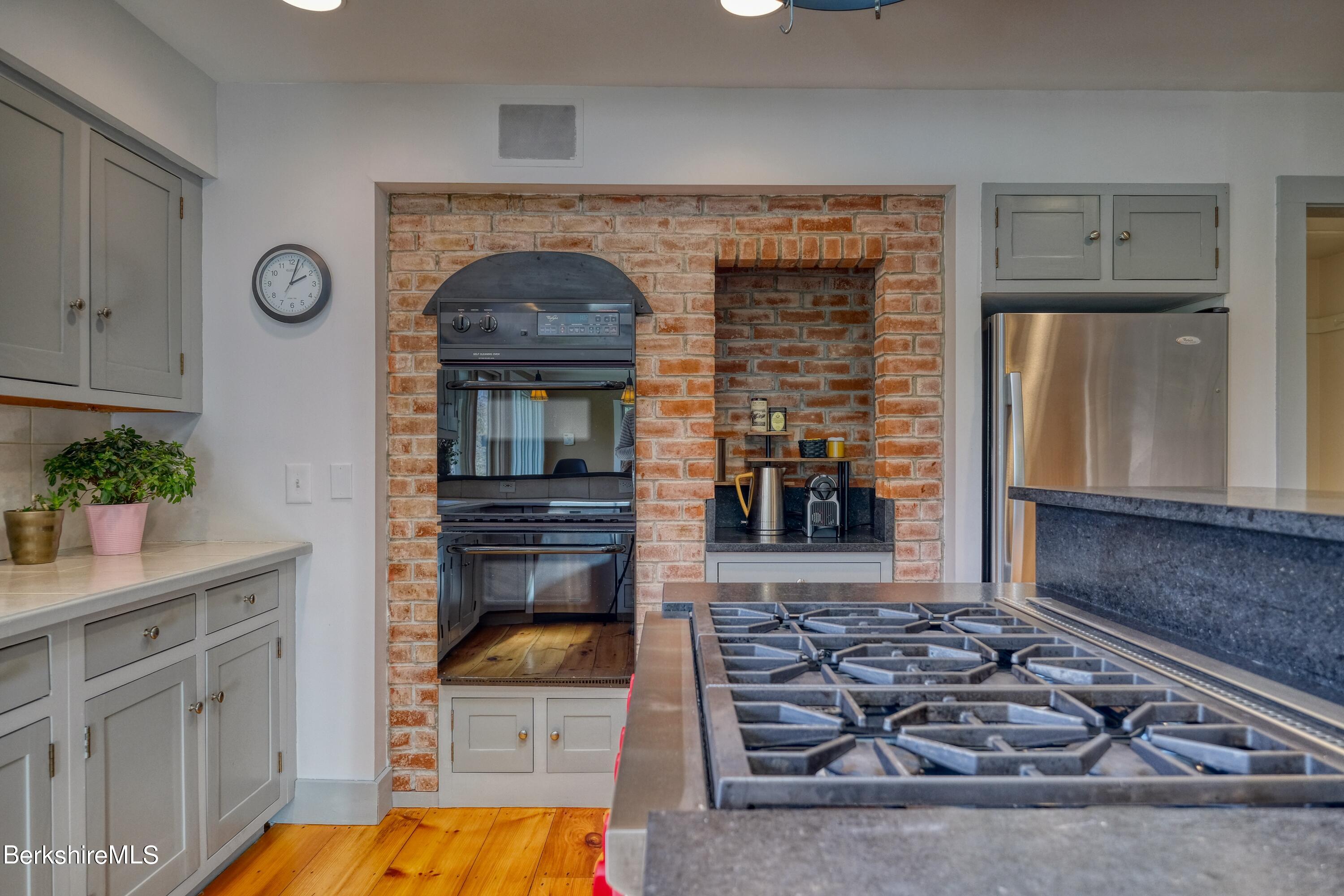 128 Stratton Road Williamstown, MA 01267 - Photo 9 of 62 Kitchen