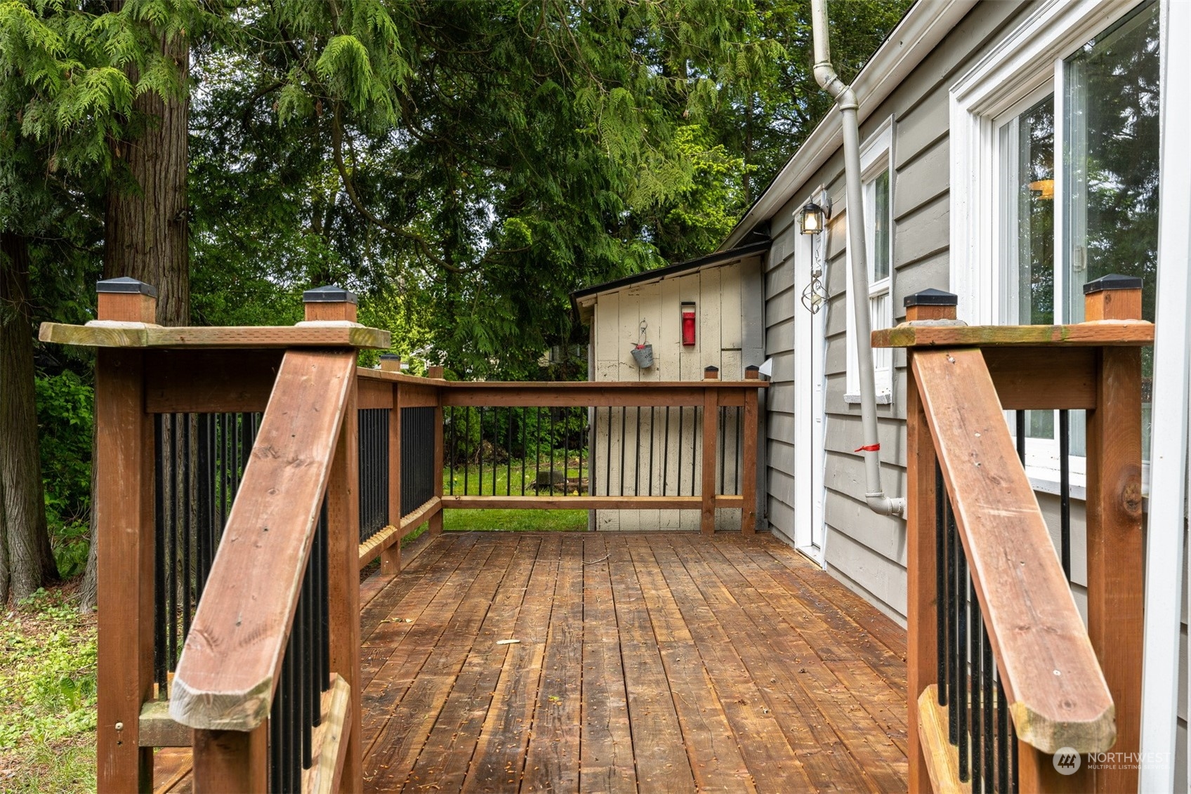 4905 Forsberg Road Blaine, WA 98230 - Photo 9 of 39 Gallery Image 9