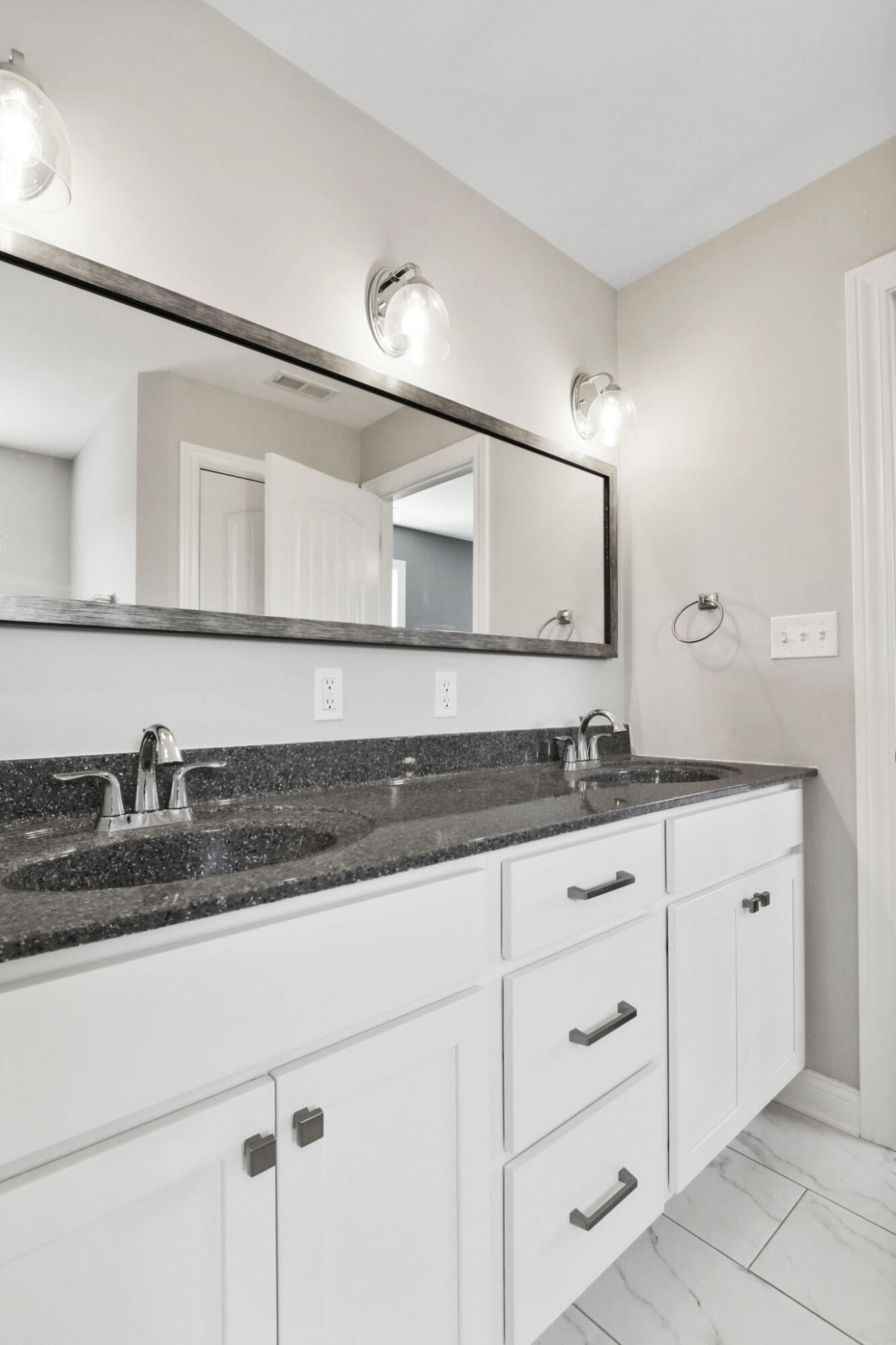 5937 South Dune Harbor Drive Portage, IN 46368 - Photo 23 of 44