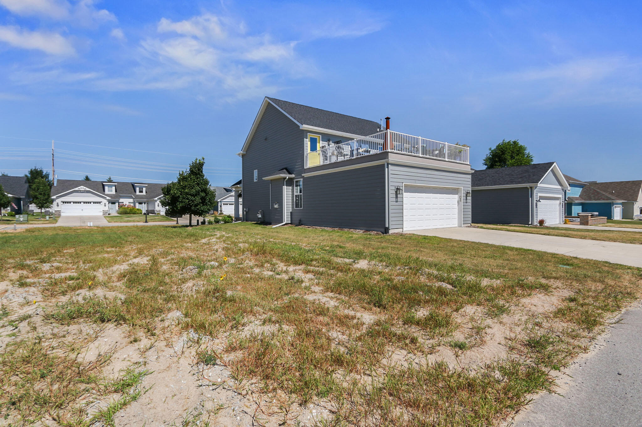 5937 South Dune Harbor Drive Portage, IN 46368 - Photo 39 of 44 a view of a kitchen with a yard