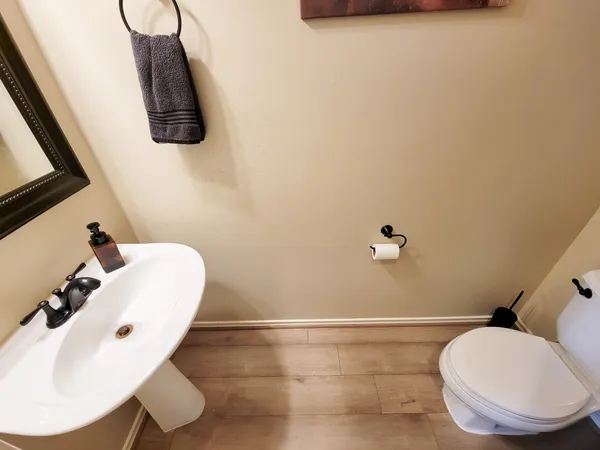 $2,500 | 17615 Forest Haven Trail, Tomball, TX 77375