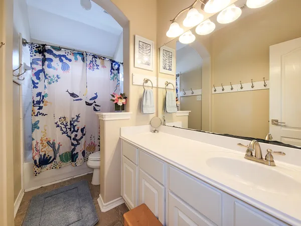 $2,500 | 17615 Forest Haven Trail, Tomball, TX 77375