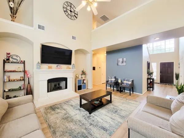 $2,500 | 17615 Forest Haven Trail, Tomball, TX 77375