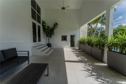$4,900,000 | 9715 Southwest 89th Court, Miami, FL 33176