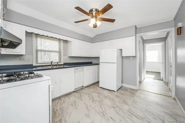 $2,795 | 440 Columbus Avenue, Unit 2, West Harrison, NY 10604