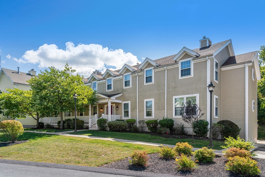 82 Virginia Road, Unit 105 Lincoln, MA 01773 - Photo 1 of 23 Gallery Image 1