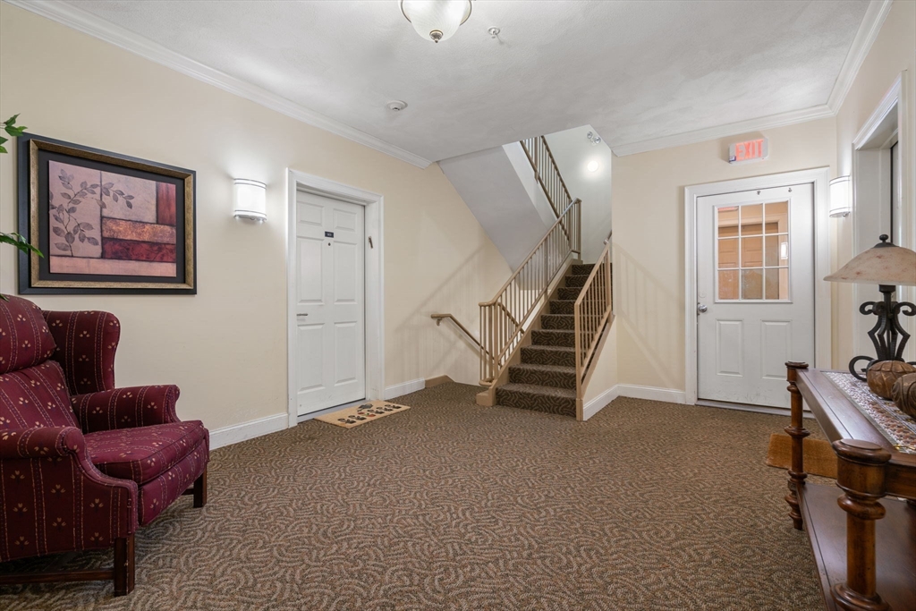 82 Virginia Road, Unit 105 Lincoln, MA 01773 - Photo 16 of 23 Gallery Image 16