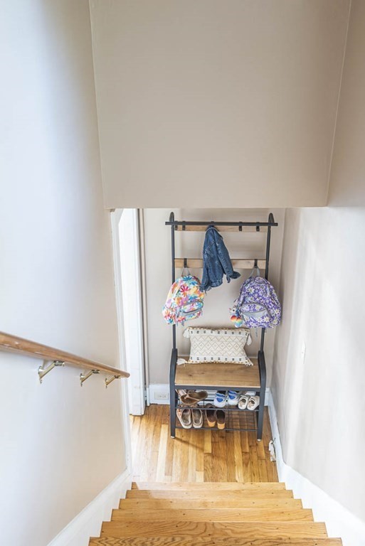 28 Saunders Road Lynn, MA 01904 - Photo 14 of 27 Gallery Image 14