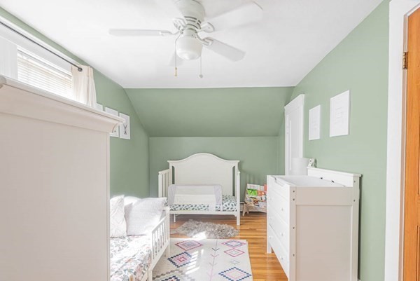 28 Saunders Road Lynn, MA 01904 - Photo 17 of 27 Gallery Image 17
