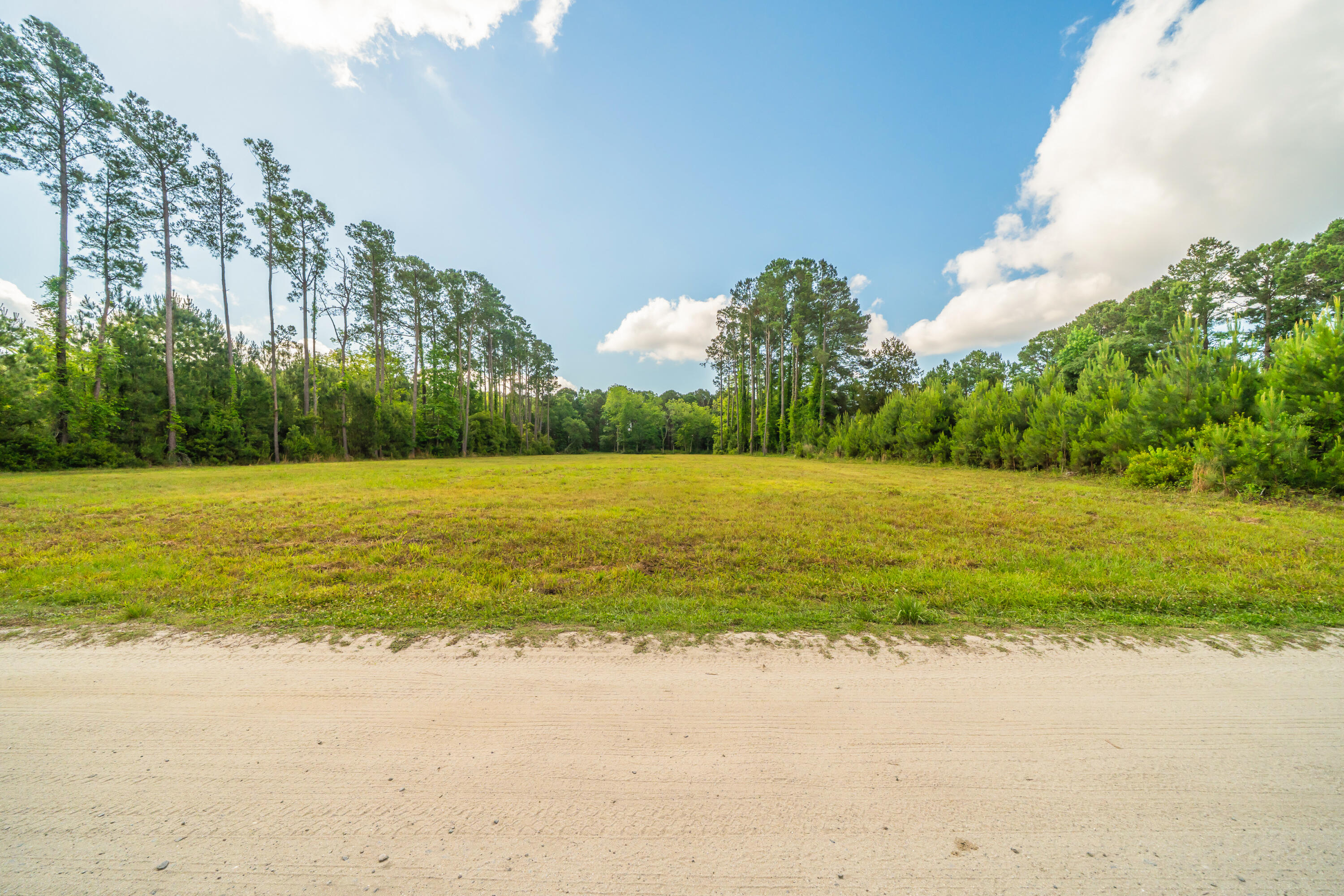 317 McClellan Avenue McClellanville, SC 29458 - Photo 18 of 18 317McClellanAve-KeenEyeMarketing-002