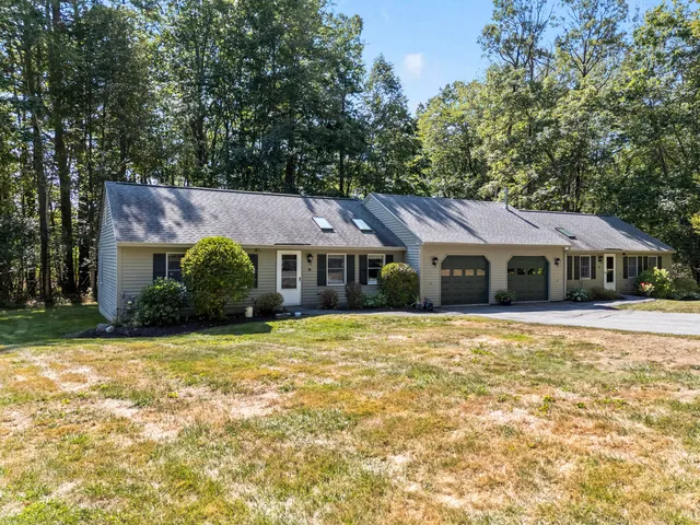 $440,000 | 69 Gail Lane, Unit 69, Yarmouth, ME 04096