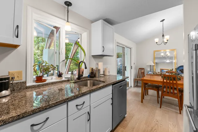 $440,000 | 69 Gail Lane, Unit 69, Yarmouth, ME 04096