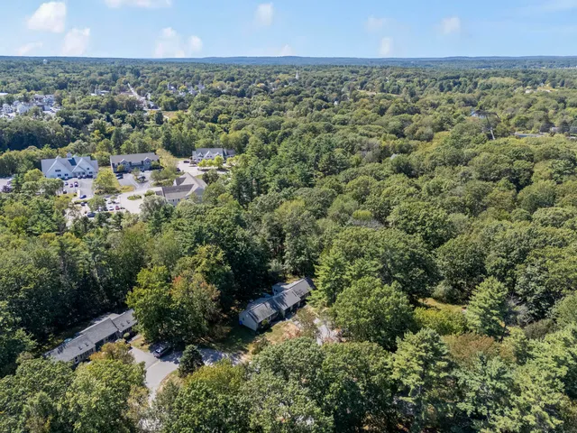 $440,000 | 69 Gail Lane, Unit 69, Yarmouth, ME 04096