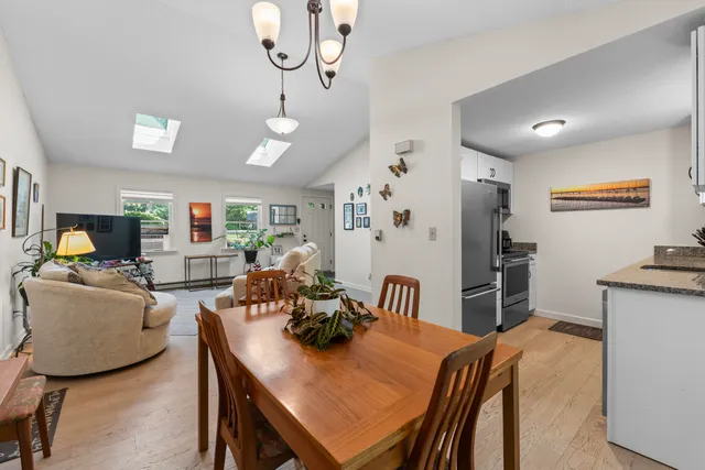 $440,000 | 69 Gail Lane, Unit 69, Yarmouth, ME 04096