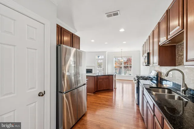 $765,000 | 125 Autumn View Drive, Gaithersburg, MD 20878