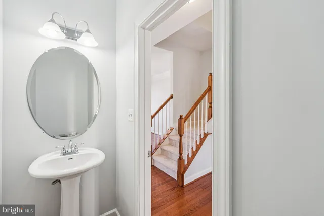 $765,000 | 125 Autumn View Drive, Gaithersburg, MD 20878