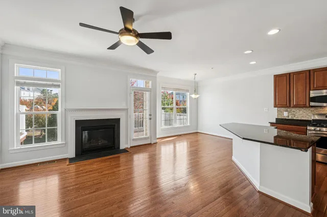 $765,000 | 125 Autumn View Drive, Gaithersburg, MD 20878