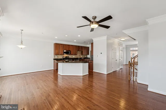 $765,000 | 125 Autumn View Drive, Gaithersburg, MD 20878