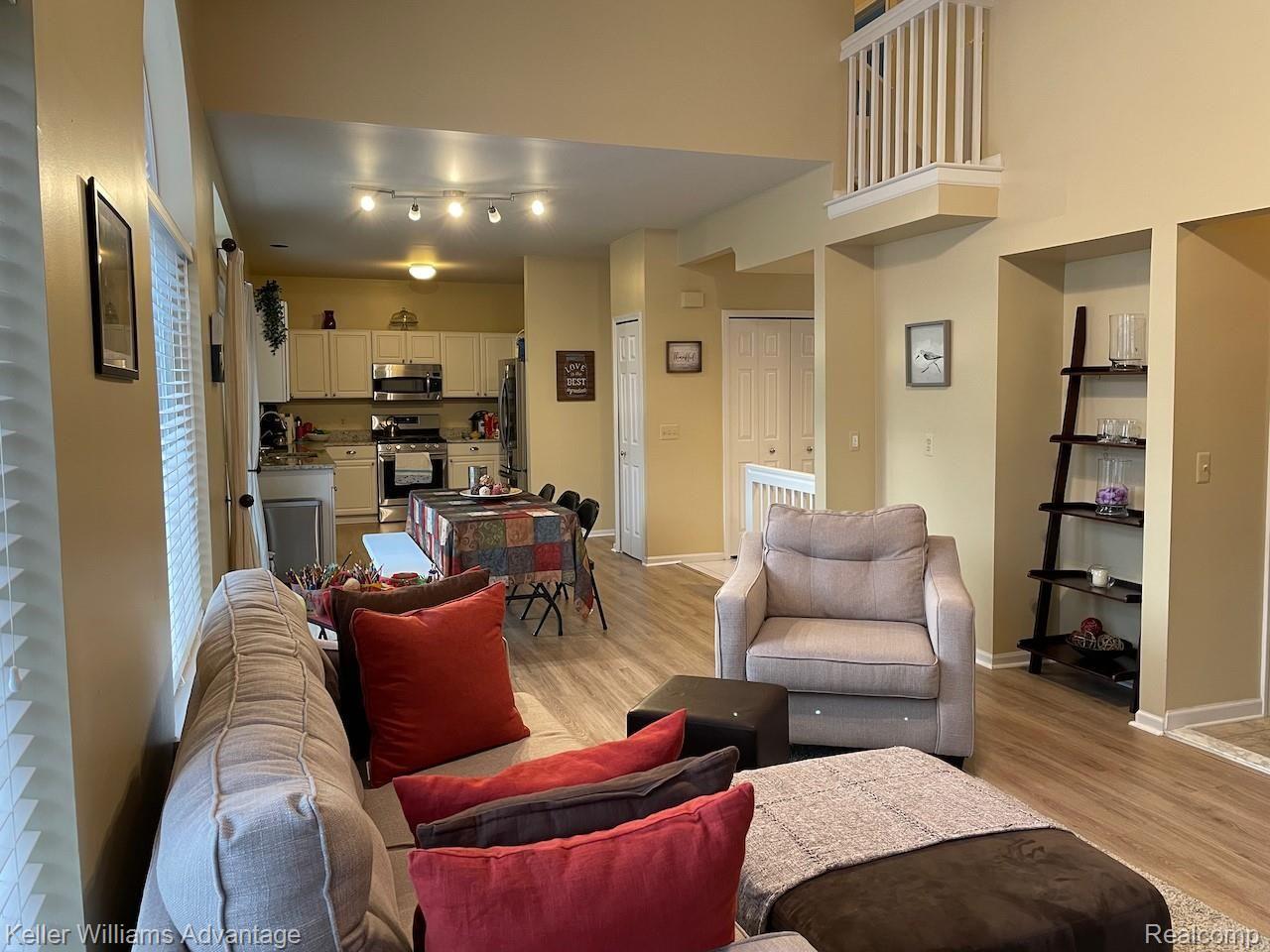 3229 Silverbrook Drive Rochester, MI 48306 - Photo 10 of 33 Profile picture 2020 a - 3.jpeg