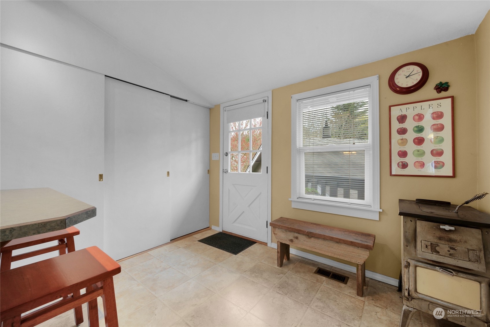 15417 Waynita Way Northeast Bothell, WA 98011 - Photo 14 of 40 Gallery Image 14