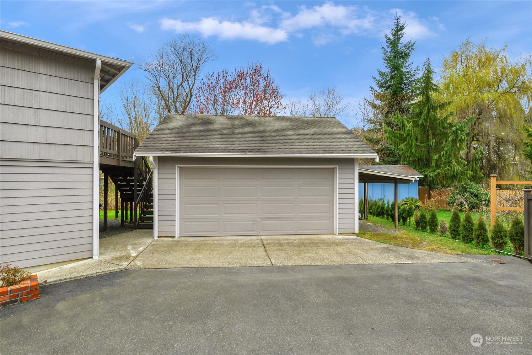 15417 Waynita Way Northeast Bothell, WA 98011 - Photo 31 of 40 Gallery Image 31