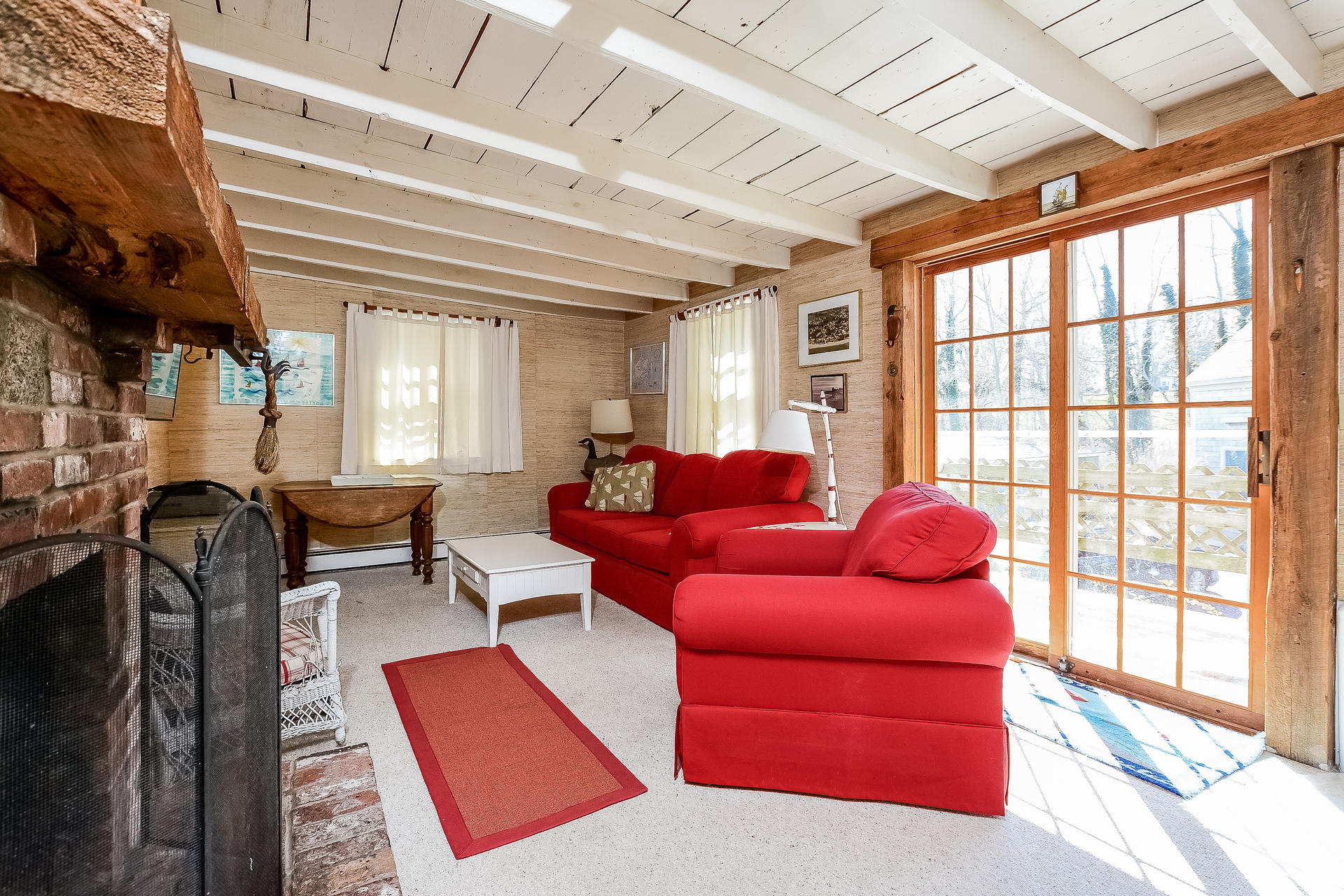 229 Main Street Chatham, MA 02633 - Photo 4 of 26 018-Family_Room-2536169-medium