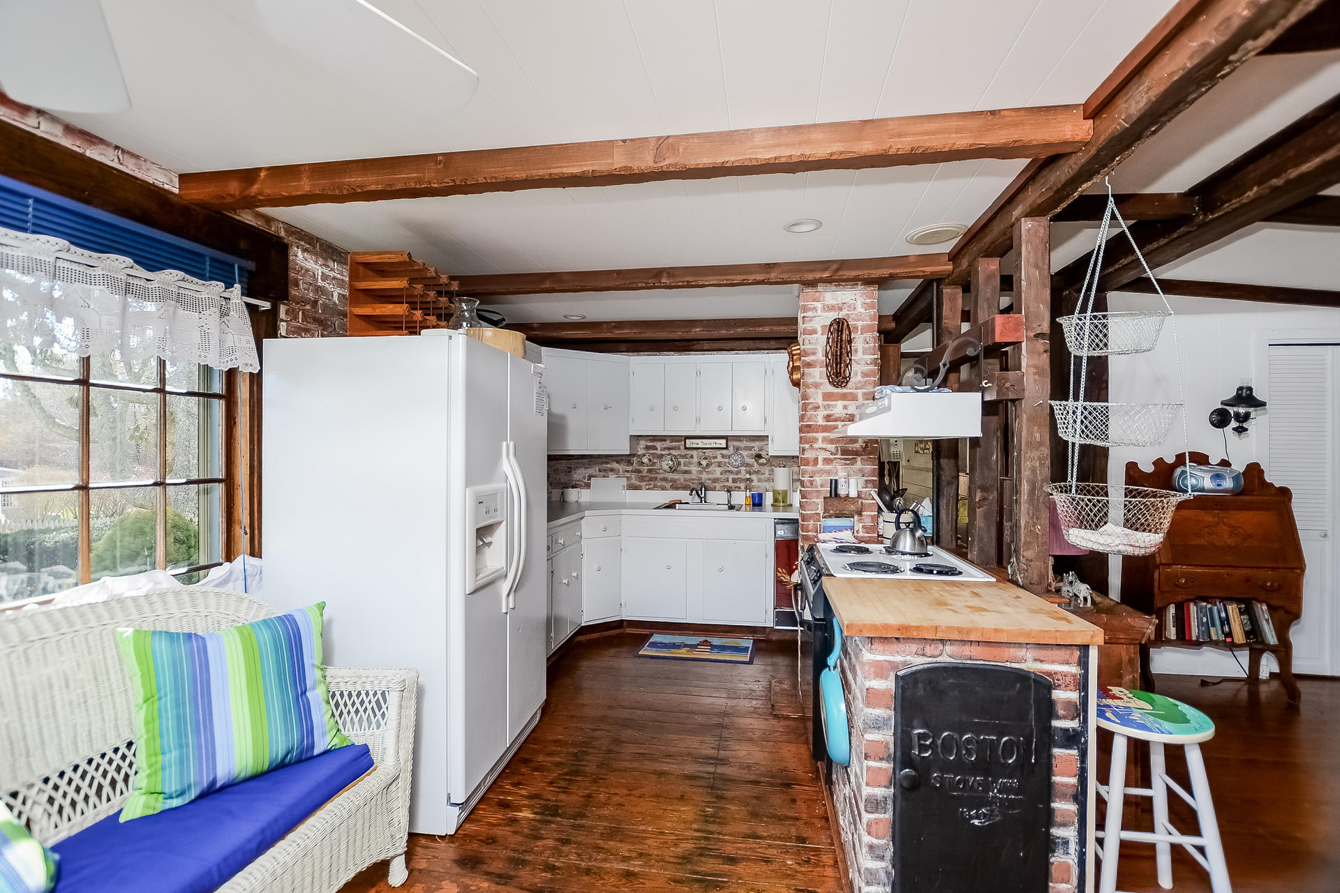 229 Main Street Chatham, MA 02633 - Photo 5 of 26 014-Kitchen-2536173-medium