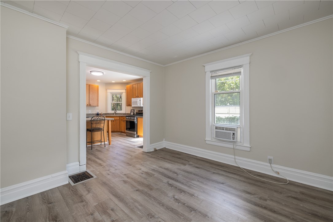 1110 South Clinton Avenue Rochester, NY 14620 - Photo 7 of 44