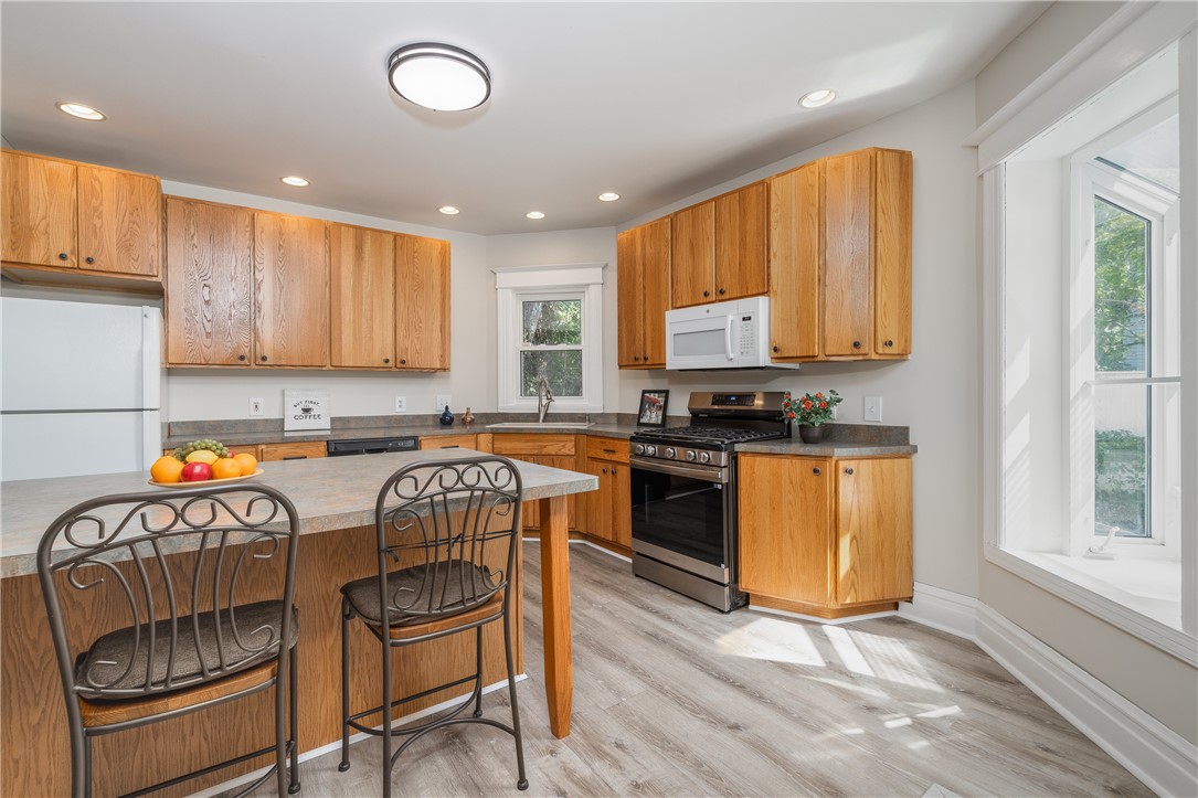 1110 South Clinton Avenue Rochester, NY 14620 - Photo 8 of 44