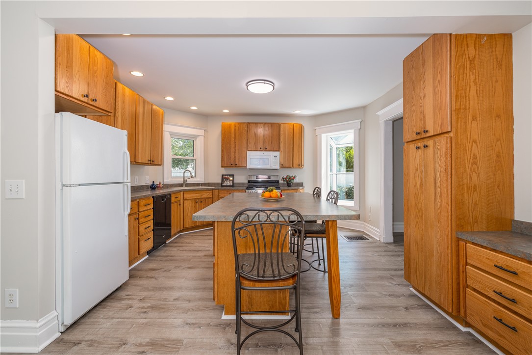 1110 South Clinton Avenue Rochester, NY 14620 - Photo 9 of 44