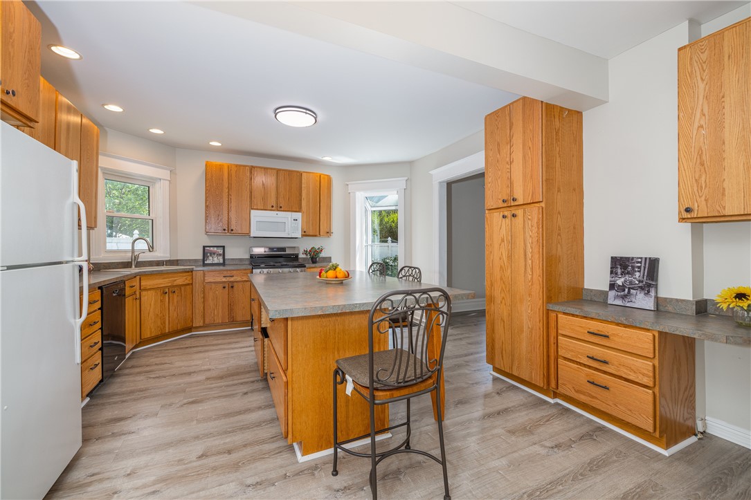 1110 South Clinton Avenue Rochester, NY 14620 - Photo 10 of 44